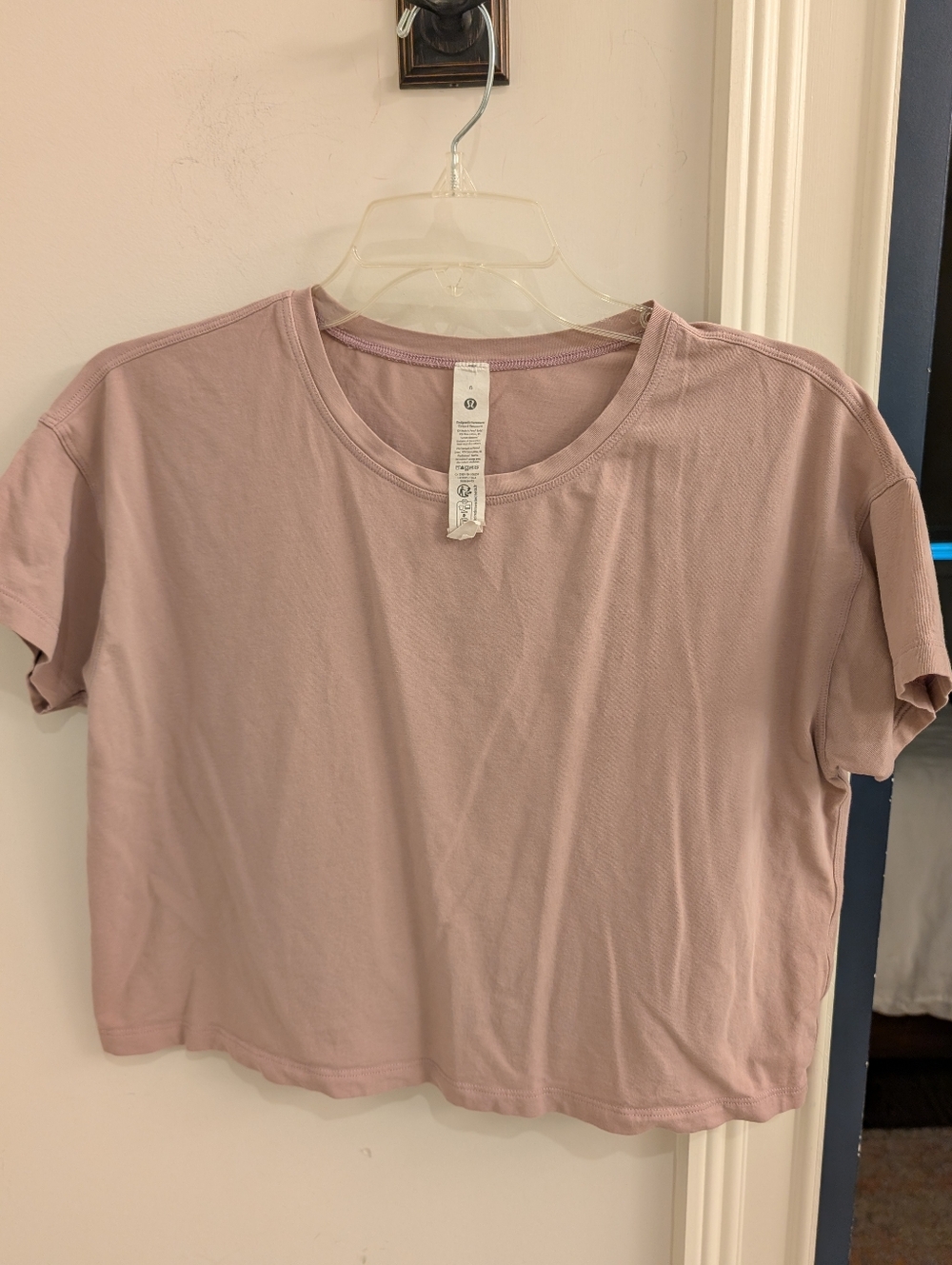 lululemon athletica Cropped Crew Tee - Dusty Mauve Pink